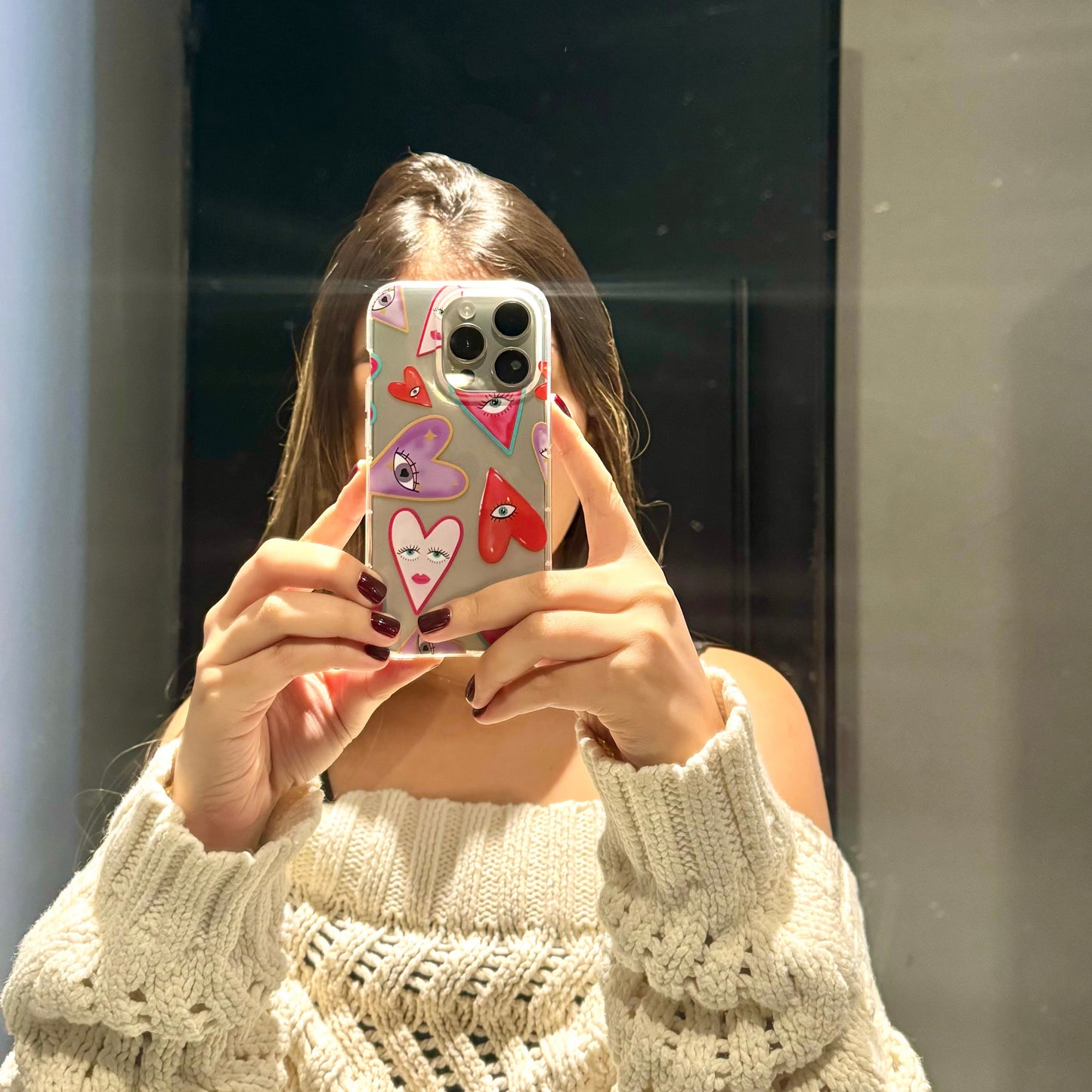 Case Ojos y Corazones Colores