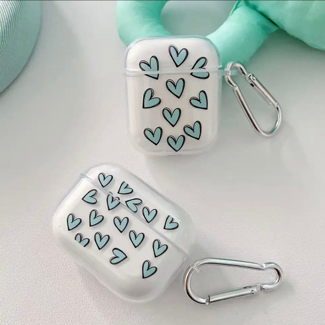 AirPods Case Corazones Azules